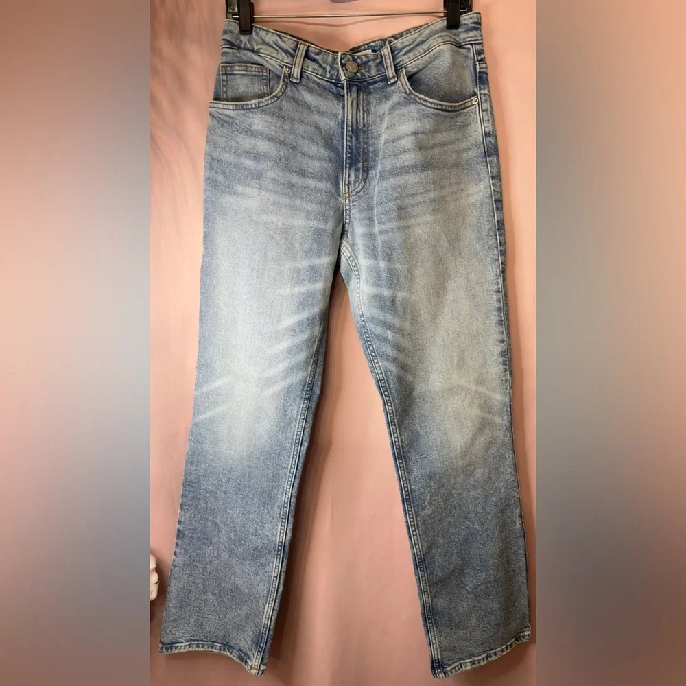 H&M Straight Leg Denim | Classic Staple - Picture 1 of 7